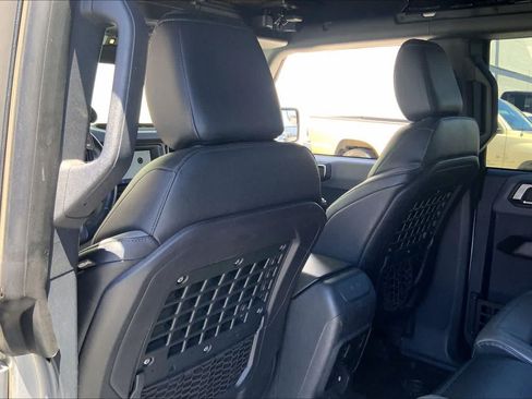 Used 2022 Ford Bronco Black Diamond AWD/4WD image 12