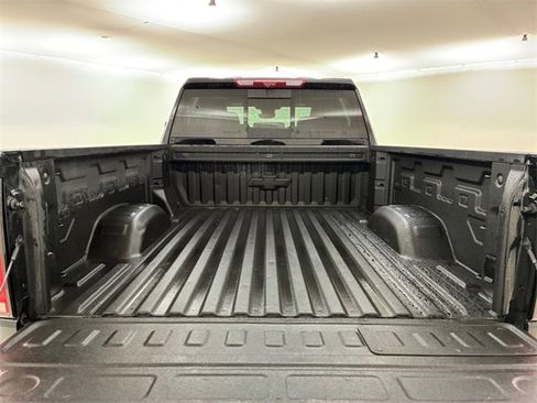 Used 2024 Chevrolet Silverado 2500 LTZ w/ LTZ Premium Package image 17