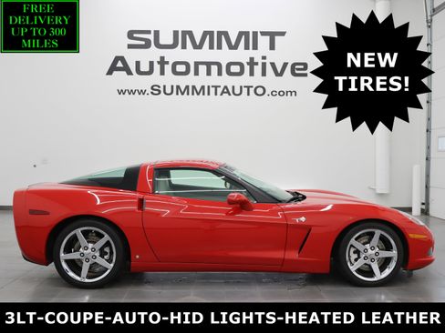 Used 2007 Chevrolet Corvette Coupe w/ Preferred Equipment Group RWD image 1