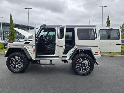 Used 2018 Mercedes-Benz G 550 Squared image 13
