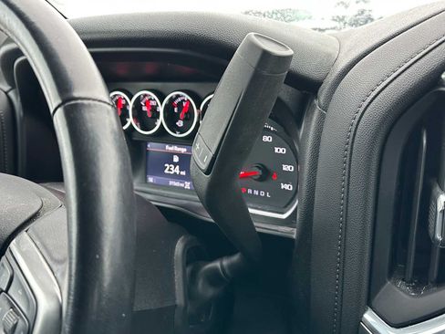 Certified 2021 Chevrolet Silverado 1500 RST AWD/4WD image 35