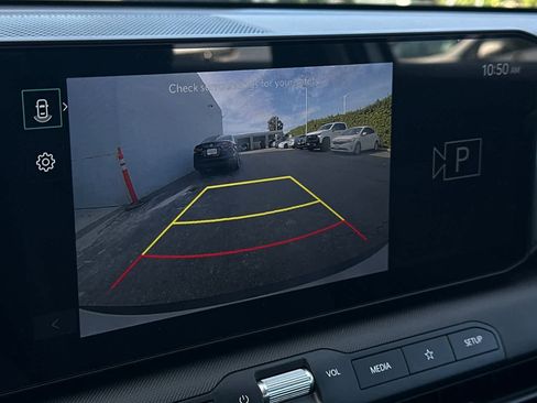 Used 2025 Kia K4 EX image 18