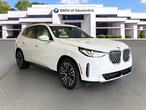 Used 2026 BMW X3 xDrive30i AWD/4WD image 3