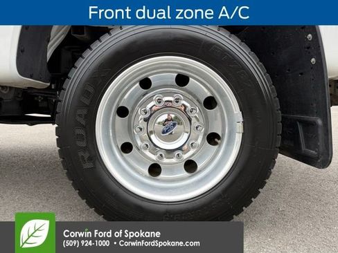 Certified 2026 Ford F450 Platinum w/ FX4 Off-Road Package AWD/4WD image 9