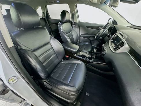 Used 2019 Kia Sorento EX AWD/4WD image 7