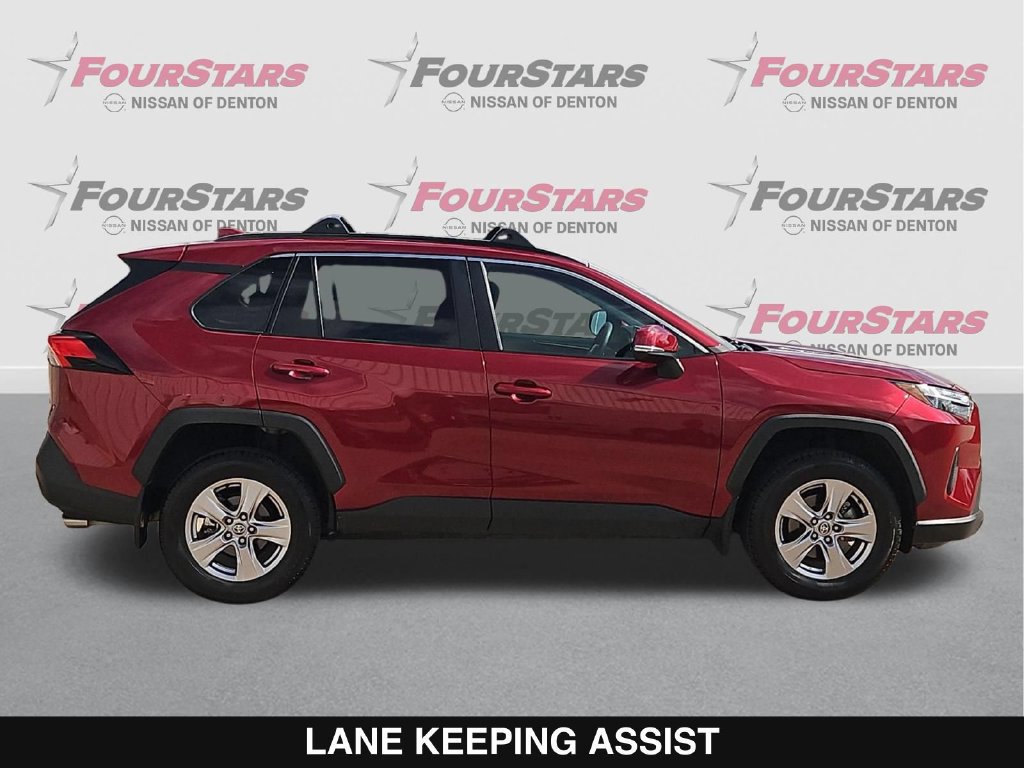 Used 2023 Toyota RAV4 XLE FWD image 3