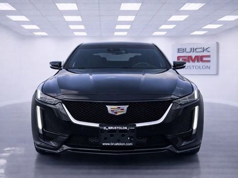 Used 2022 Cadillac CT5 Sport image 2
