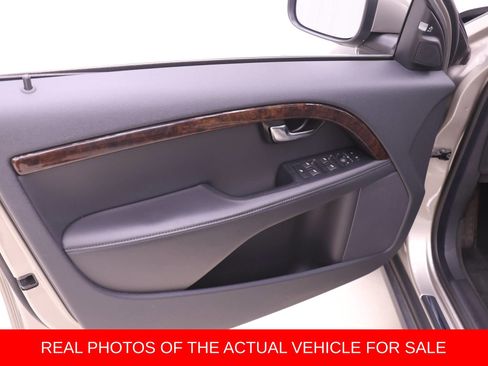Used 2016 Volvo XC70 T5 Platinum w/ Protection Package AWD/4WD image 9