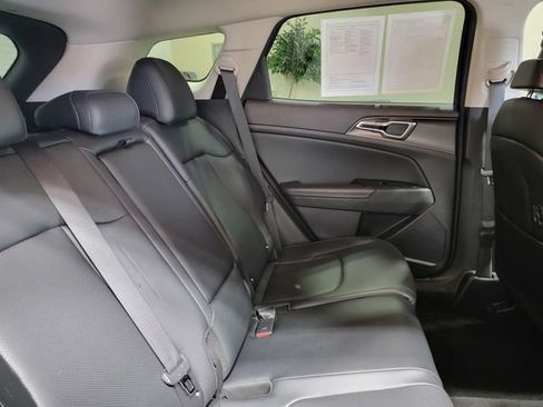 Used 2023 Kia Sportage EX FWD image 15