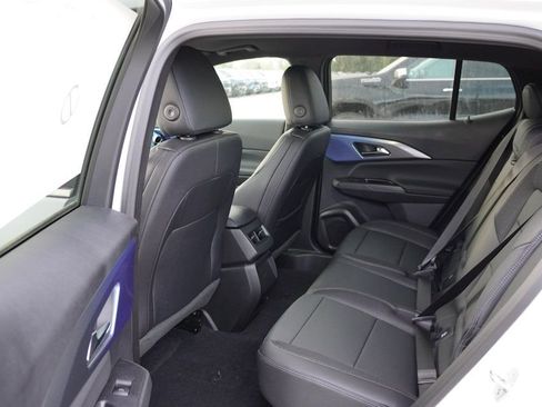 New 2026 Chevrolet Equinox EV LT image 11