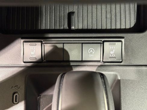 Certified 2026 Toyota Corolla Cross XLE w/ Convenience Package image 30