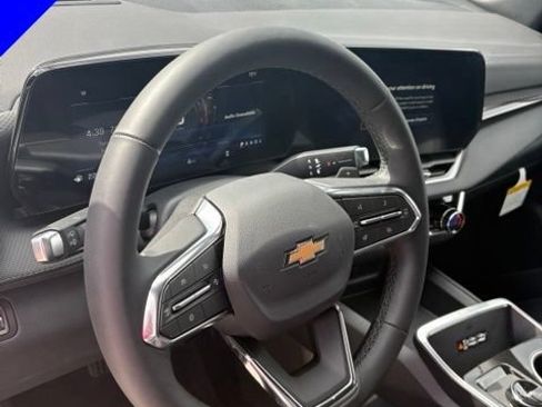 New 2026 Chevrolet Equinox LT w/ Convenience Package II FWD image 15