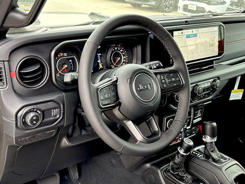 New 2026 Jeep Gladiator Rubicon w/ Safety Group image 9