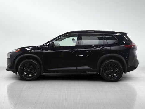 Used 2023 Nissan Rogue SV w/ SV Premium Package image 2