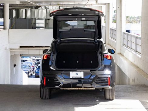 Certified 2025 BMW X2 xDrive28i w/ M Sport Package image 22