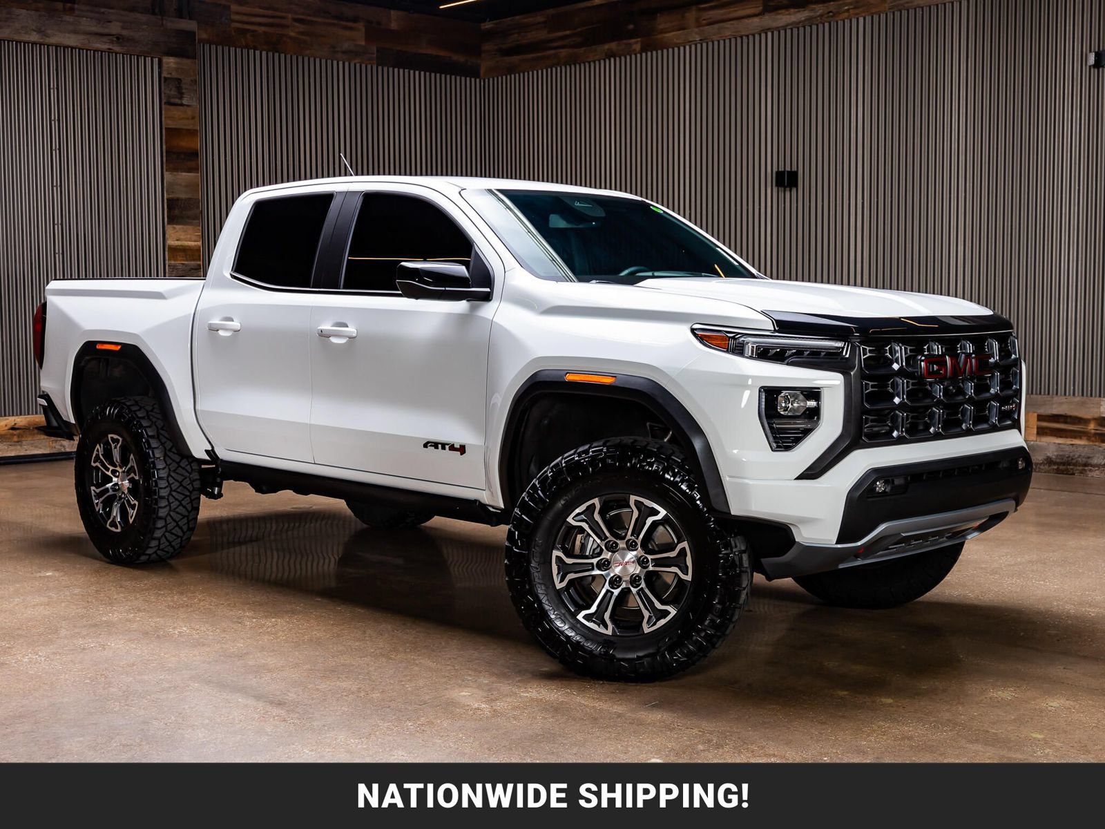 Used 2024 GMC Canyon AT4 w/ AT4 Premium Package AWD/4WD image 1