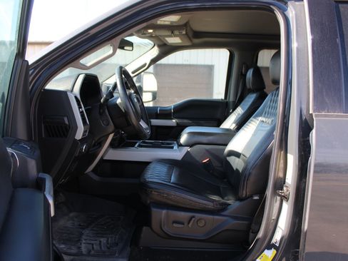 Used 2021 Ford F250 Lariat image 9