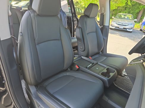 New 2026 Honda Odyssey EX-L image 10