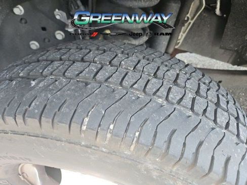 Used 2023 Ford F350 Lariat w/ Lariat Ultimate Package AWD/4WD image 12