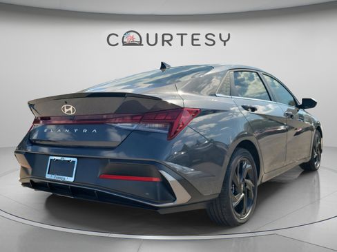New 2026 Hyundai Elantra SEL Sport Premium FWD image 6