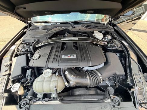 Used 2022 Ford Mustang GT Premium w/ GT Performance Package RWD image 36