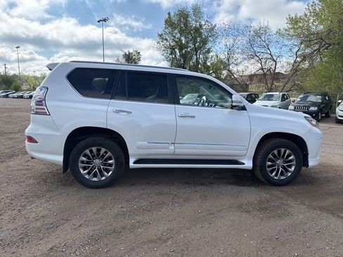 Used 2018 Lexus GX 460 Luxury AWD/4WD image 6