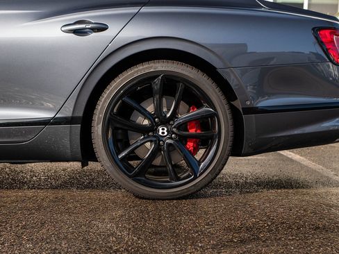 Used 2024 Bentley Flying Spur S V8 image 7