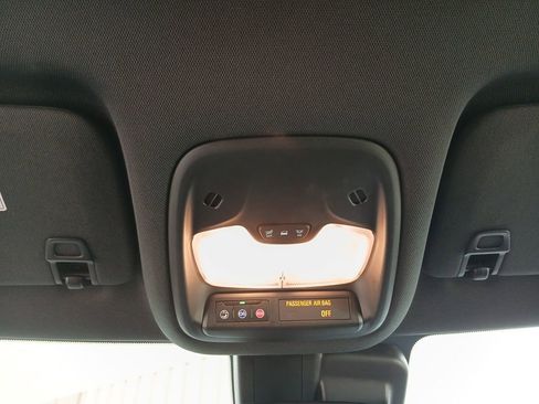 Used 2024 Chevrolet TrailBlazer RS w/ Driver Confidence Package image 14