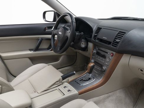 Used 2005 Subaru Legacy GT image 34