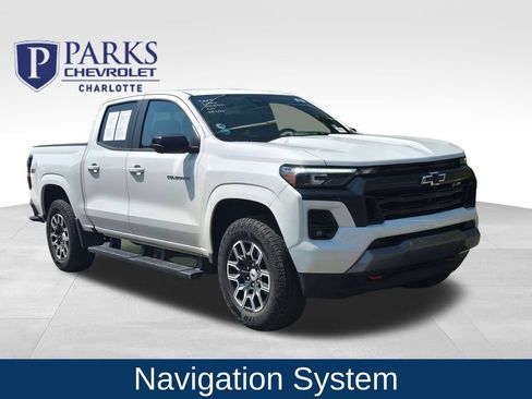 Used 2023 Chevrolet Colorado Z71 w/ Z71 Convenience Package 2 AWD/4WD image 1