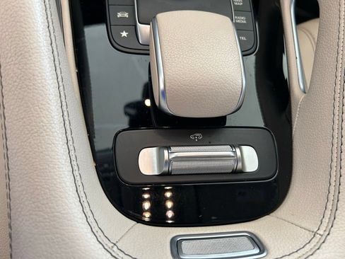 Used 2022 Mercedes-Benz GLS 450 4MATIC image 56