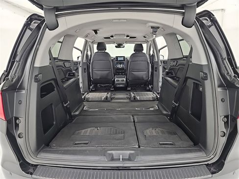 Certified 2023 Honda Odyssey Touring image 21