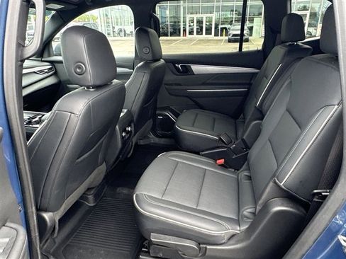 Certified 2025 Buick Enclave Preferred w/ LPO, Floor Liner Package FWD image 25
