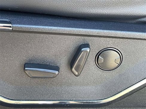 Certified 2024 Ford F250 Lariat w/ Lariat Ultimate Package image 16