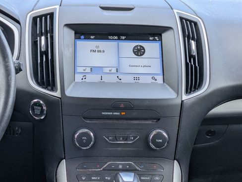 Used 2018 Ford Edge SEL w/ Equipment Group 201A FWD image 18