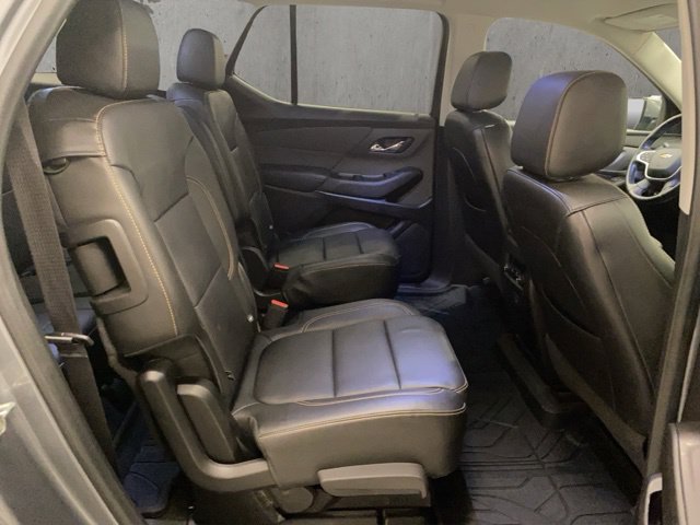 Used 2020 Chevrolet Traverse LT w/ Driver Confidence II Package AWD/4WD image 22