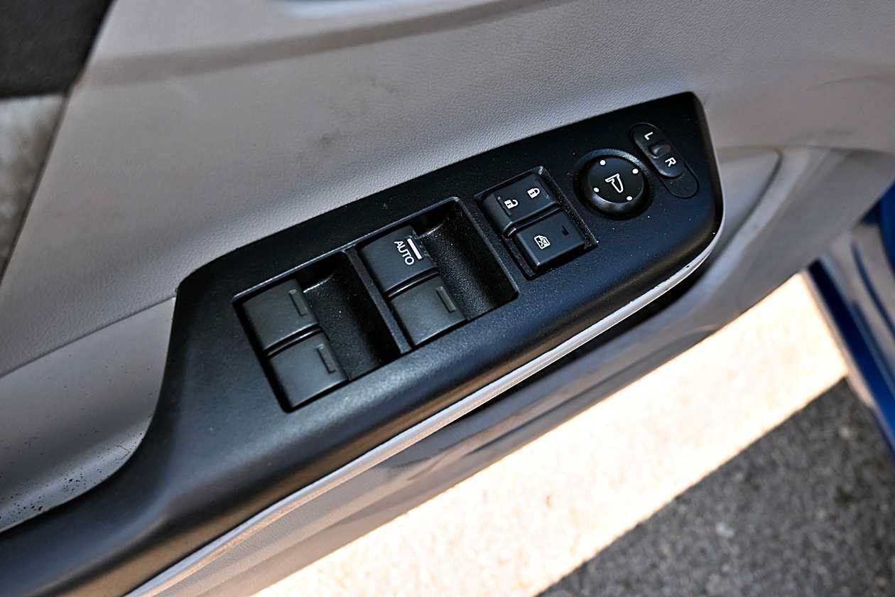 Used 2015 Honda Civic LX image 14