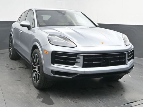 New 2026 Porsche Cayenne S image 7