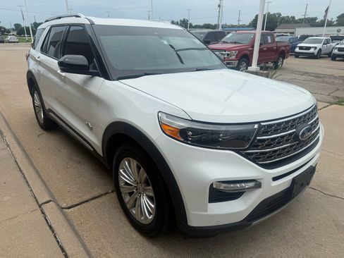 Used 2023 Ford Explorer King Ranch w/ Technology Package AWD/4WD image 10