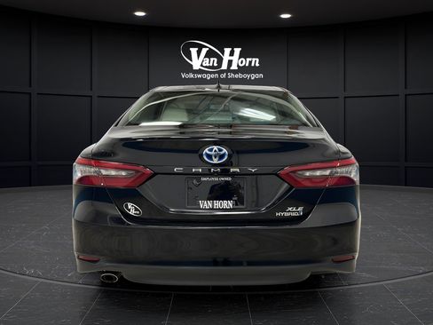 Used 2023 Toyota Camry XLE w/ Cold Weather Package FWD image 6