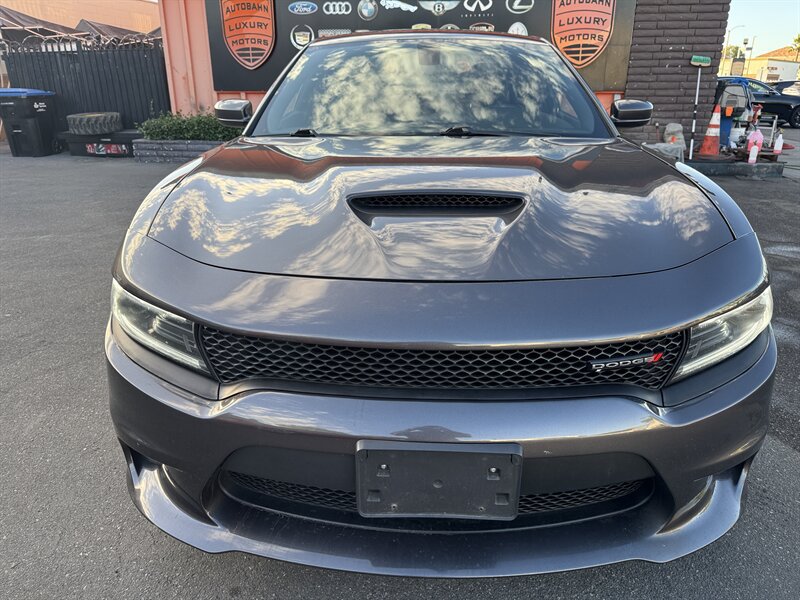 Used 2022 Dodge Charger R/T RWD image 3