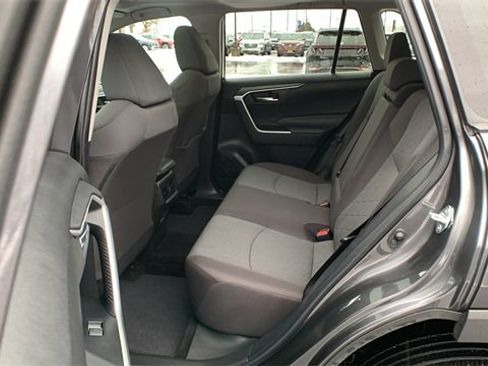 Used 2023 Toyota RAV4 XLE image 22