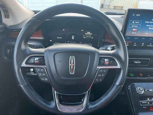 Used 2023 Lincoln Nautilus Reserve w/ Equipment Group 201A image 20