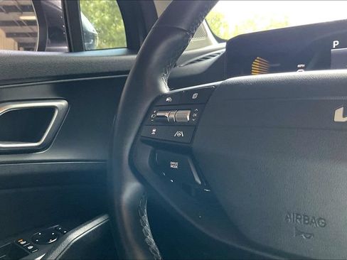 Used 2026 Kia Sportage LX FWD image 8