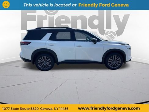 Used 2023 Nissan Pathfinder SL w/ SL Premium Package AWD/4WD image 4
