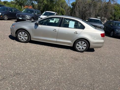 Used 2014 Volkswagen Jetta SE FWD image 5