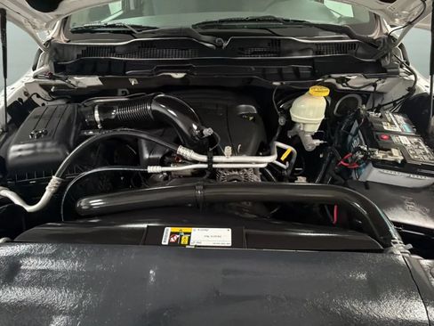 Used 2017 RAM 1500 Express w/ Express Value Package RWD image 22