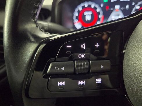 Used 2024 Nissan Z Performance w/ Floor Mat Package RWD image 17