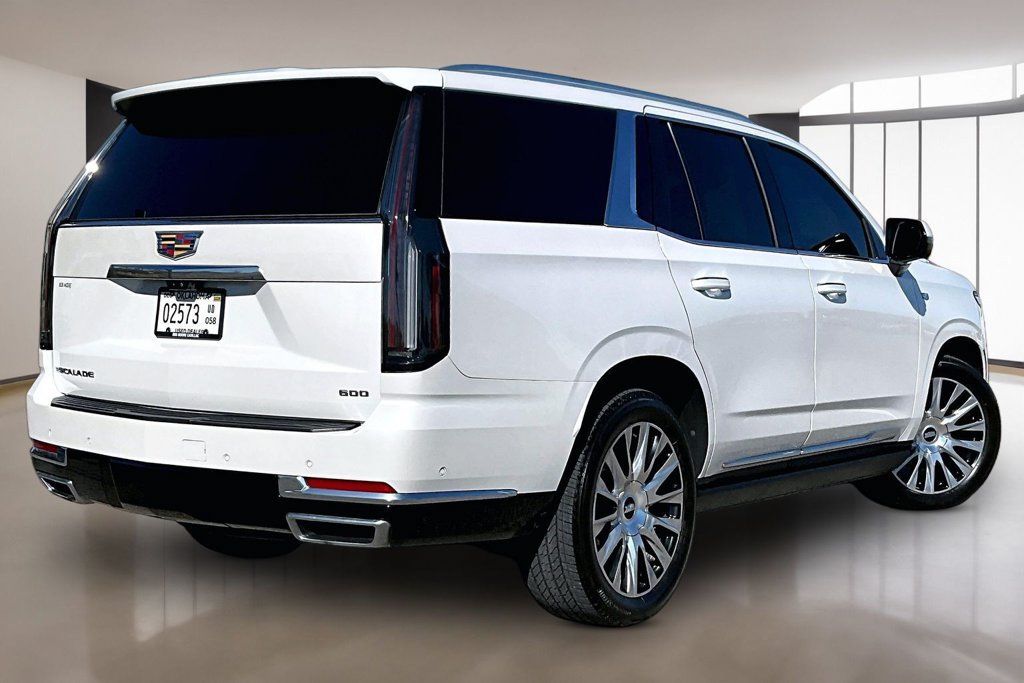 Certified 2025 Cadillac Escalade Premium Luxury Platinum w/ LPO, Floor Liner Package AWD/4WD image 2