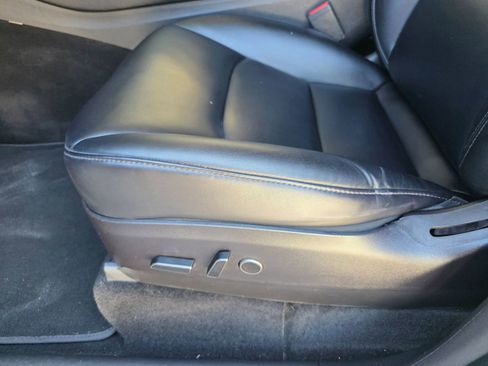 Used 2021 Tesla Model Y Performance image 25